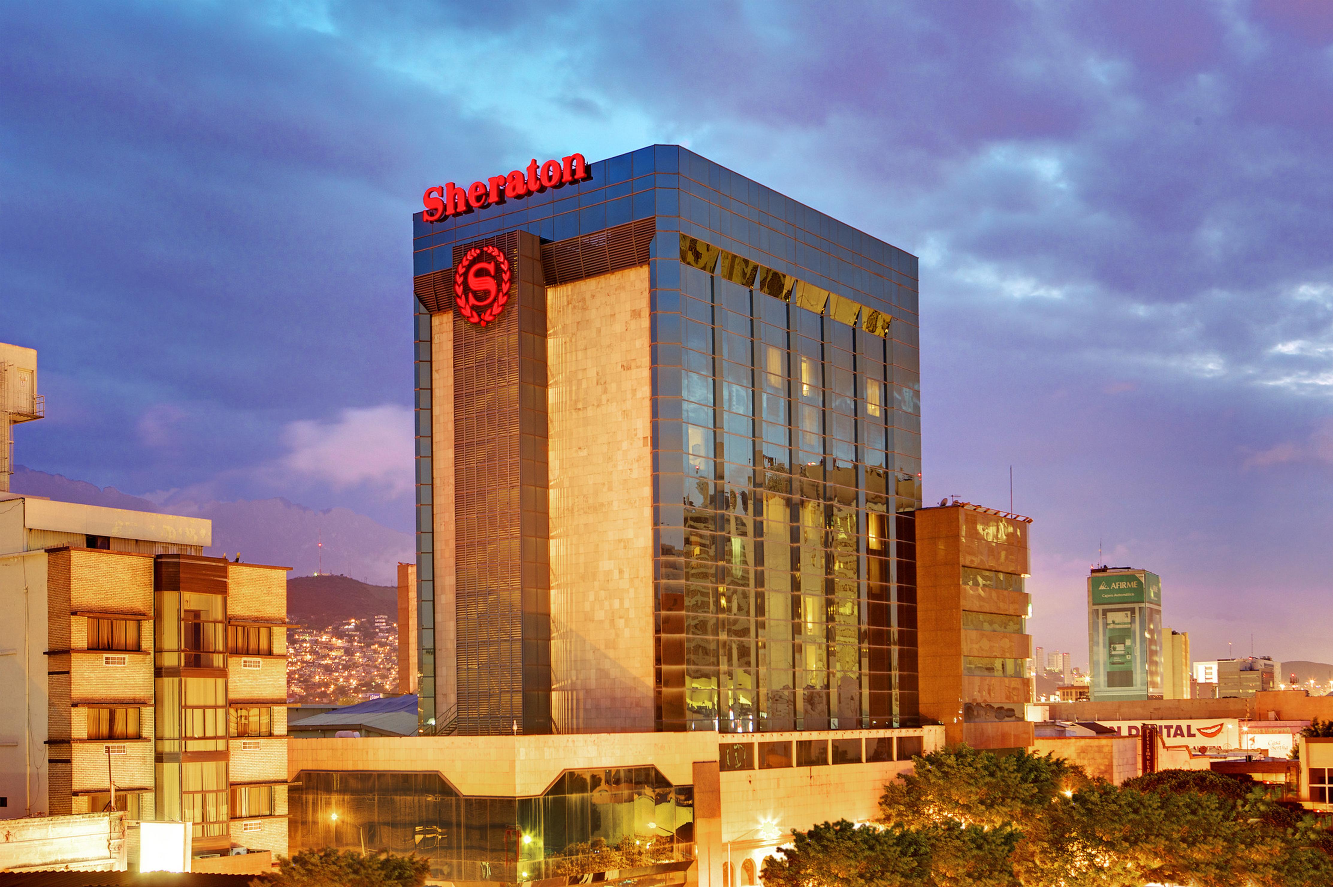 Wyndham Monterrey Ambassador Centro Hotel Екстериор снимка