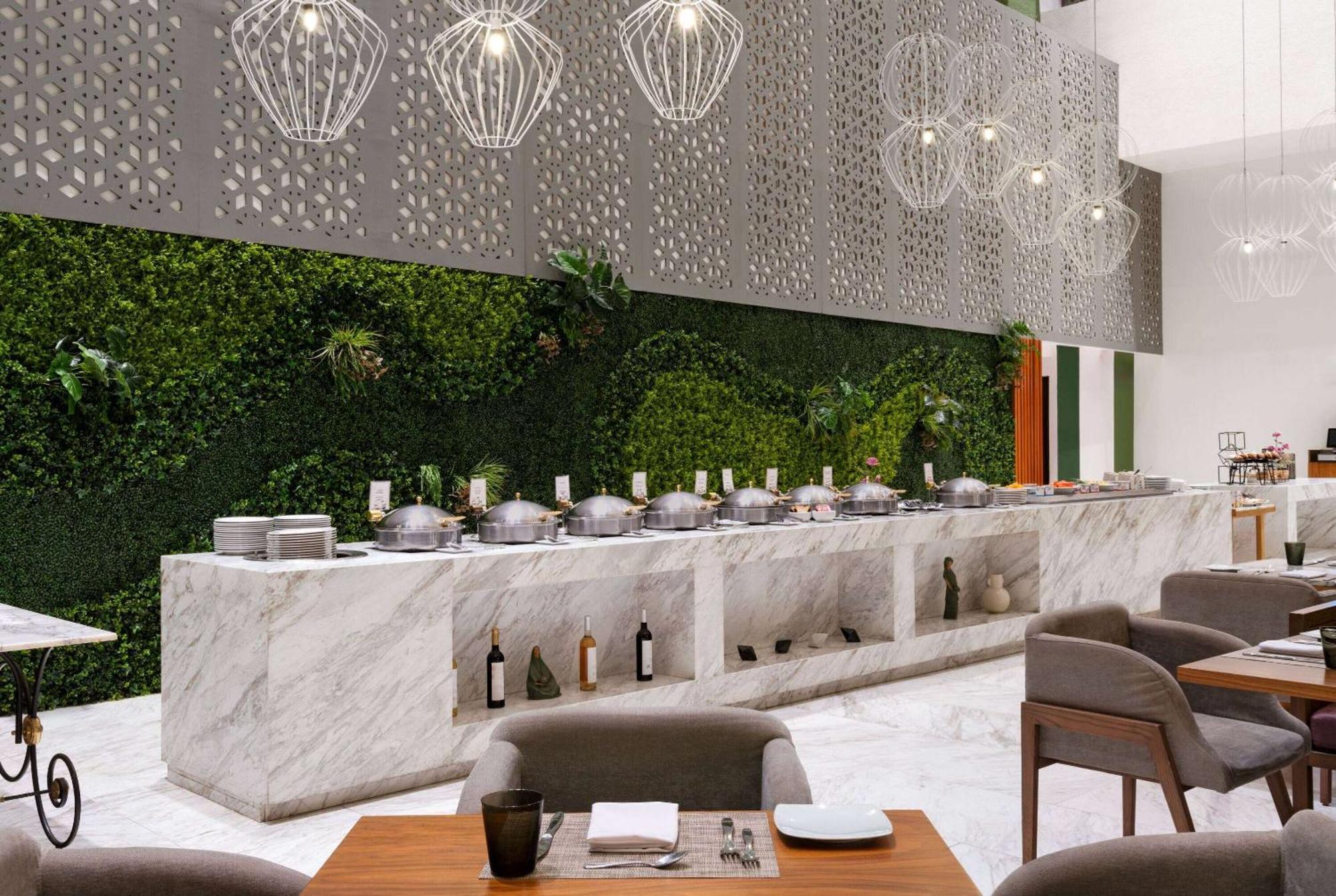 Wyndham Monterrey Ambassador Centro Hotel Екстериор снимка