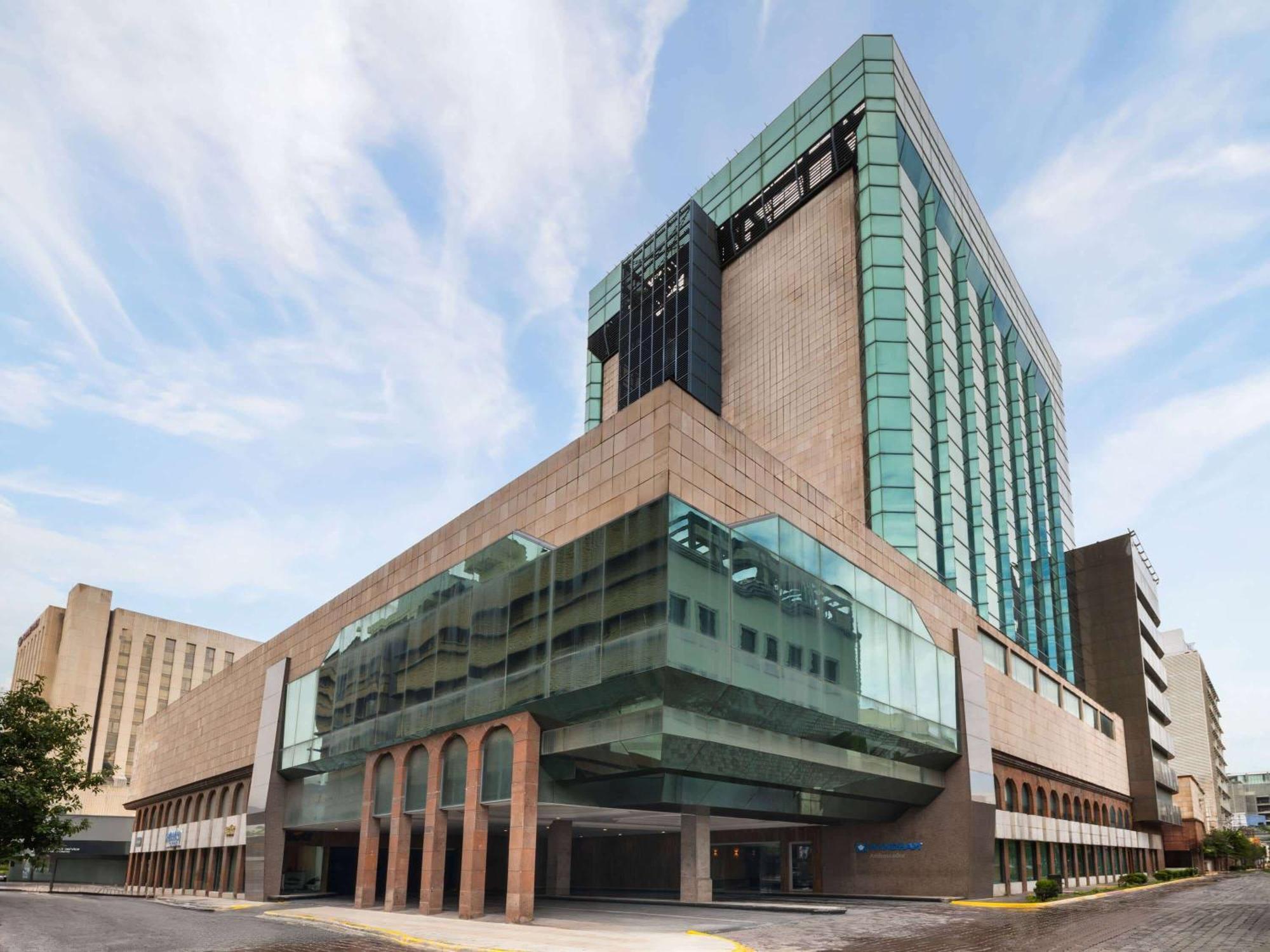 Wyndham Monterrey Ambassador Centro Hotel Екстериор снимка